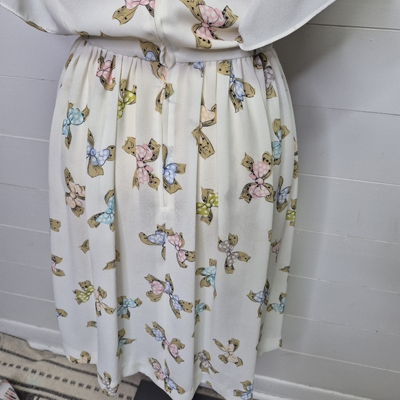 Vintage Bow Theme Flutter Sleeve Dress Size 10 - Picture 9 of 14
